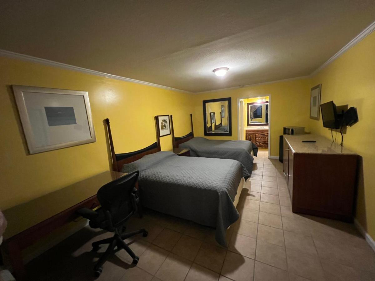 Dragon Inn & Suites Fayette 외부 사진