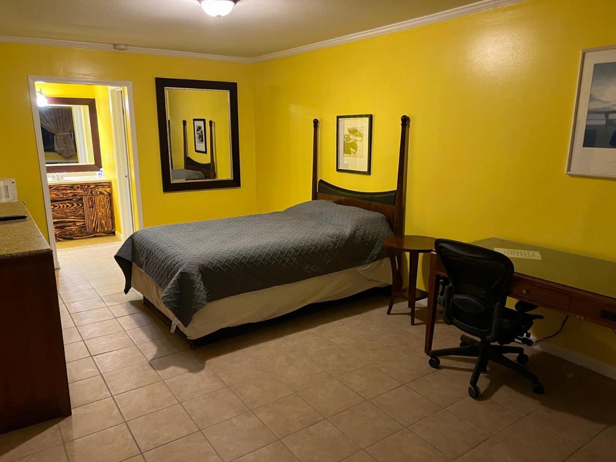 Dragon Inn & Suites Fayette 외부 사진
