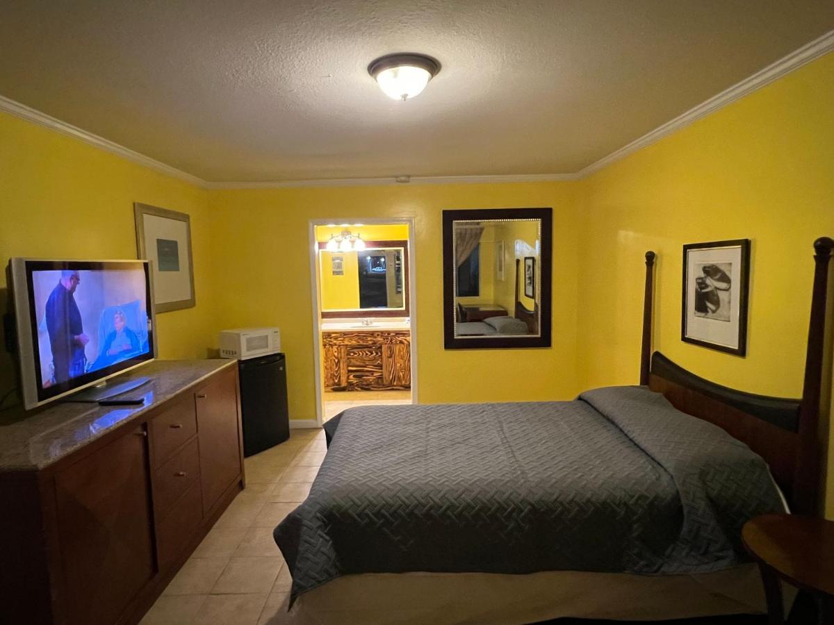 Dragon Inn & Suites Fayette 외부 사진